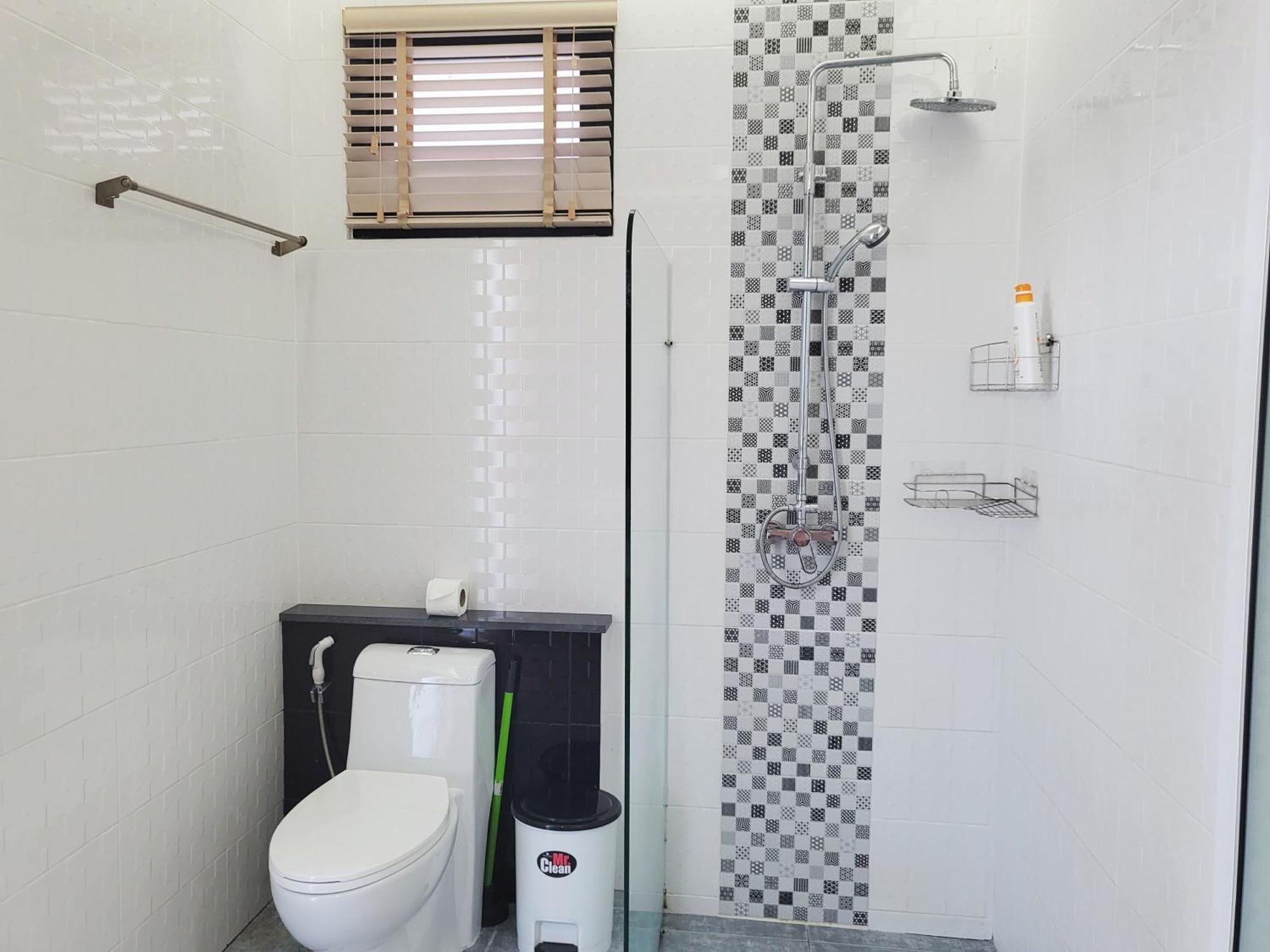 E Villa , Private Pool Villa For Your Family HHQ Room photo